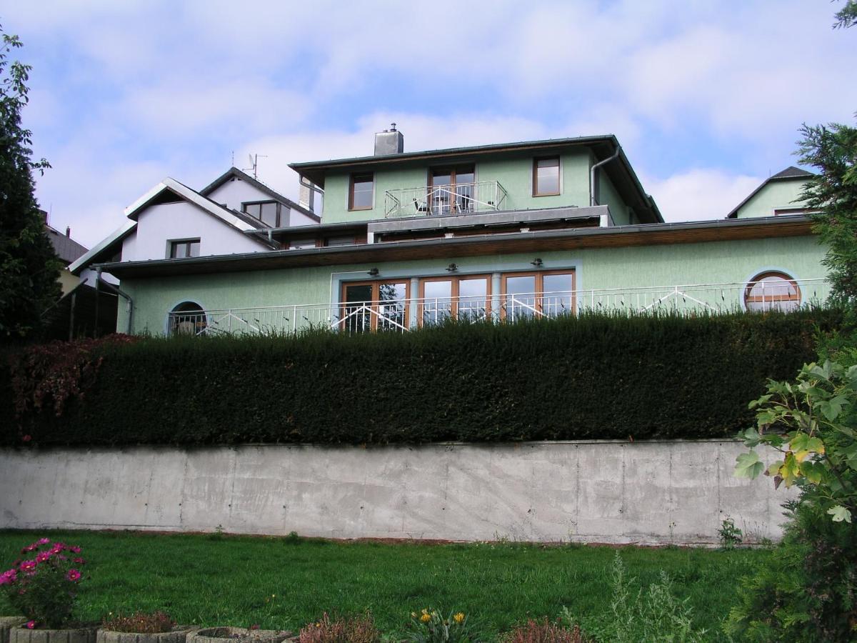 Villa Vlasta Karlovy Vary Exterior foto